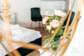 Apartament Golden Mirror z dwoma basenami, strefą saun,jacuzzi- Pinea Apartments Pobierowo-SANNEL Apartments for rent